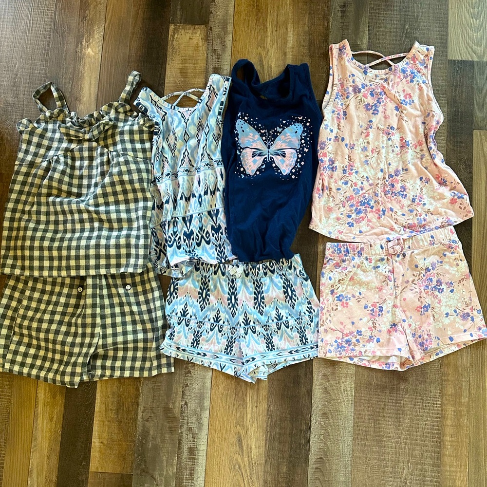 Girls size 7/8 lot of 3 outfits, good condition